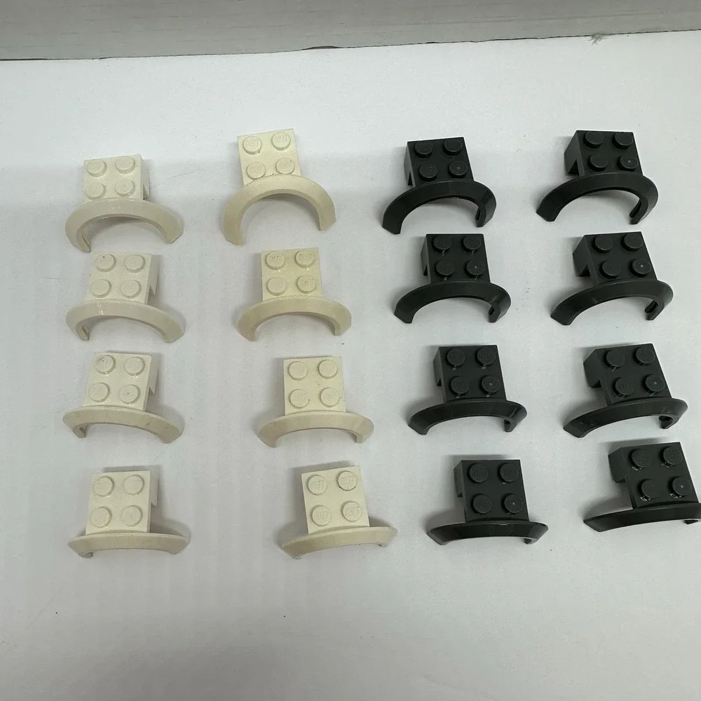 LEGO Parts Car Mudguard 4 x 2‎ 1/2 x 2 Part number 50745 Lot Of 16 White & Gray